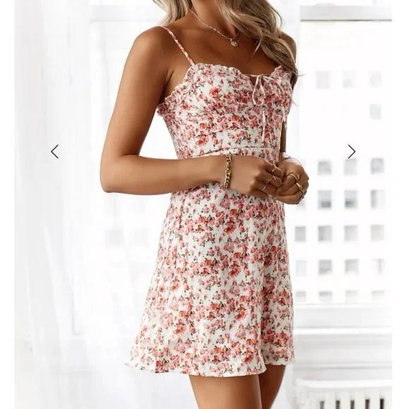 NWOT Hello Molly Get Right To It Dress Coral Floral Dainty Mini Size Medium - Picture 9 of 10